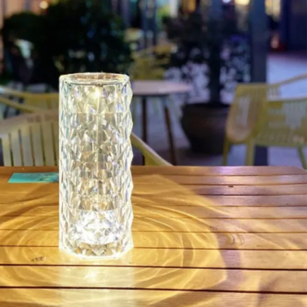 Lampe de table LED en cristal 