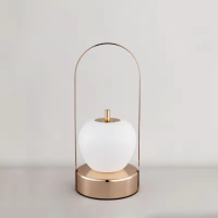 Lampe vintage en forme de pomme 